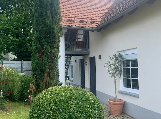 Bezaubernde Ferienwohnung mit Garten und Sauna-Nutzung
