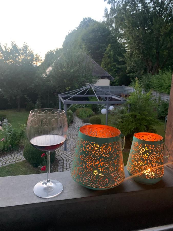 Apartment Bezaubernde Mit Garten Und Sauna-nutzung