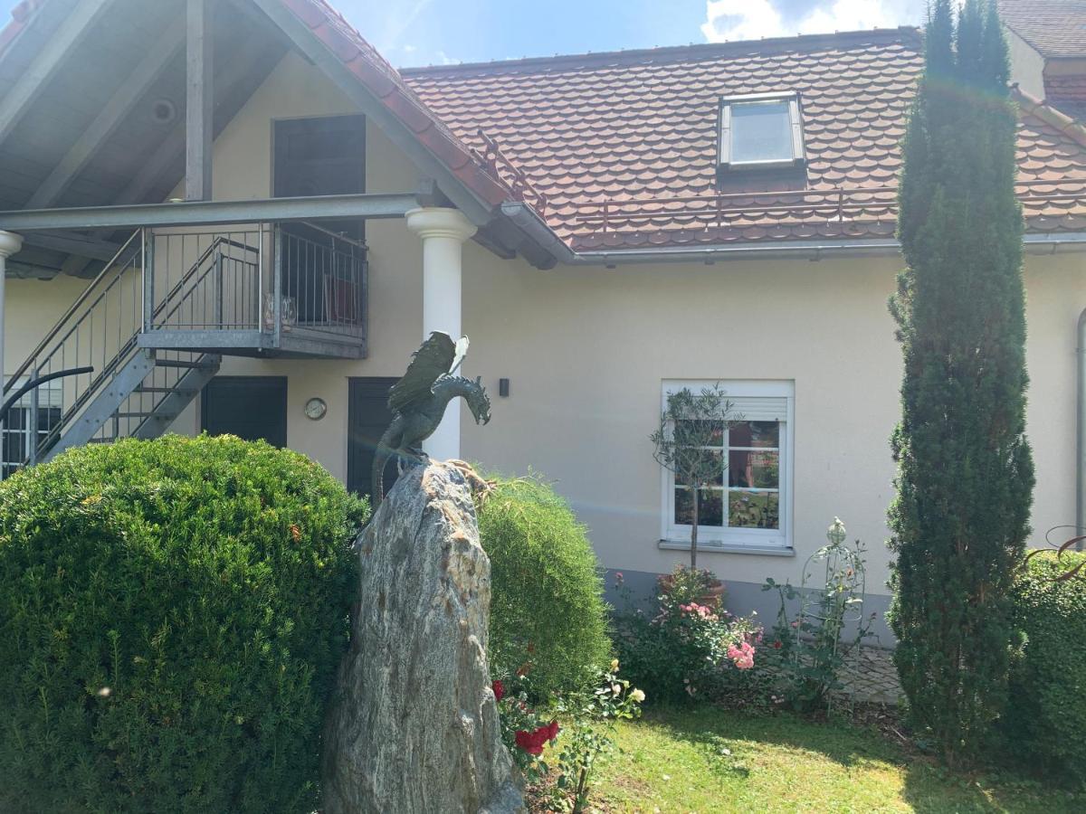 Bezaubernde Mit Rosengarten Waldershof